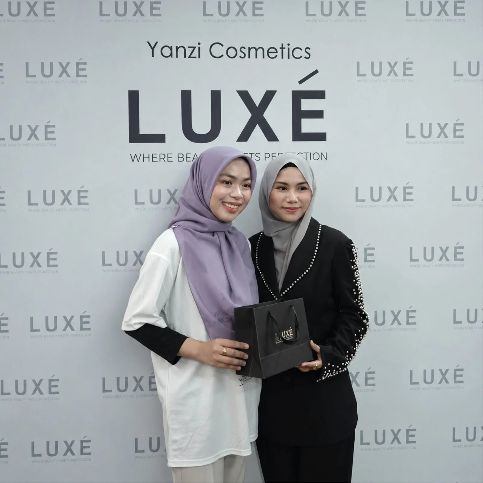 Luxe Perfect Cover
